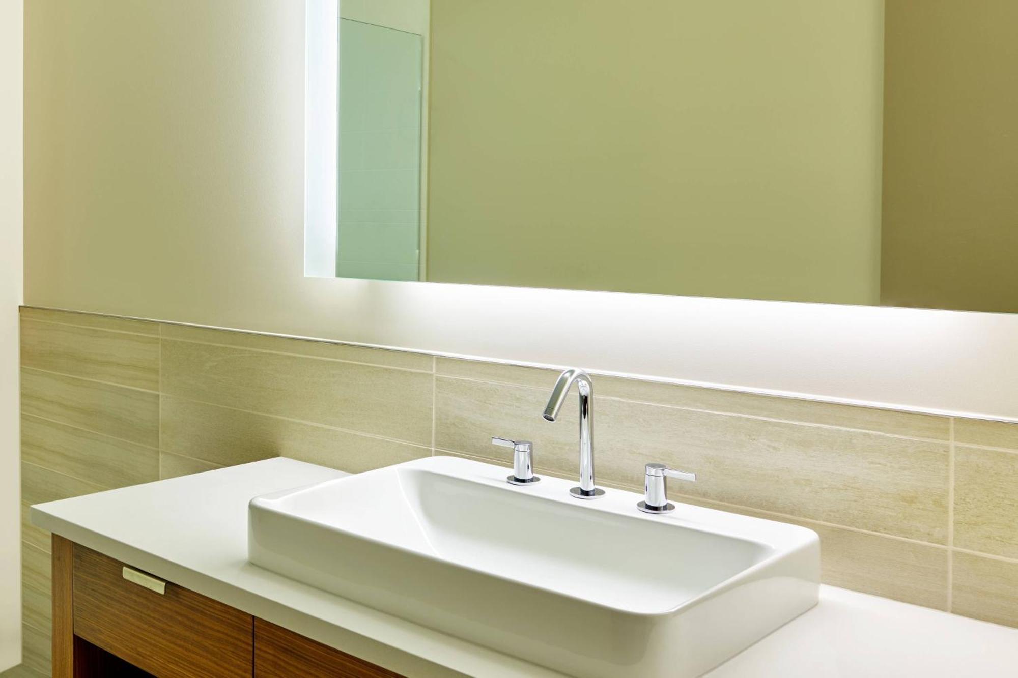 Element Basalt - Aspen Hotel Bagian luar foto