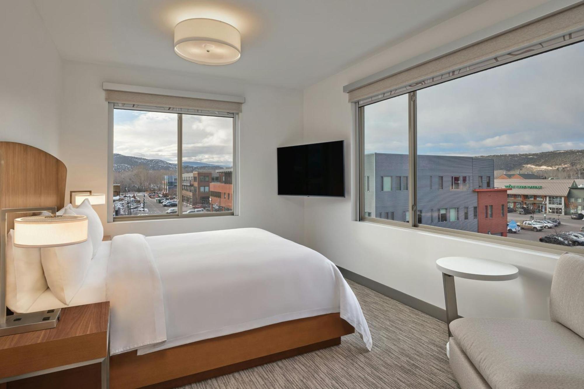 Element Basalt - Aspen Hotel Bagian luar foto